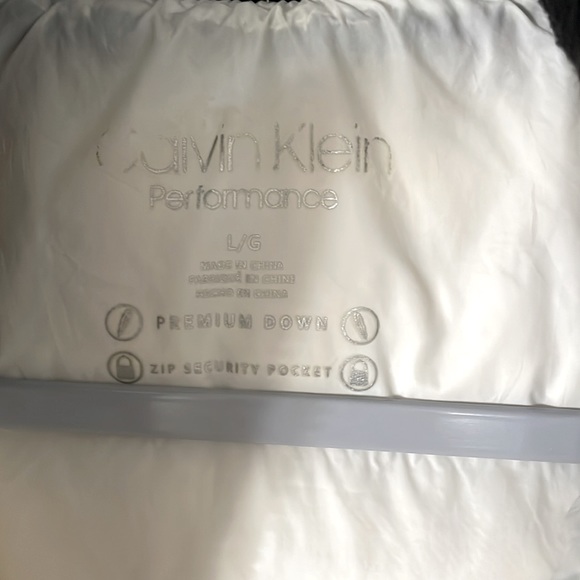 Calvin Klein white and black jacket, in good condition, size: L - Picture 5 of 5